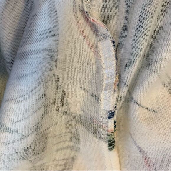 H&M Divided 94 Tee Shirt Dress Floral Pattern - Picture 8 of 8